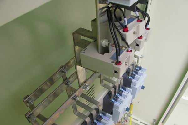 宝坻配电柜-应急照明配电柜使用对工作人员的具